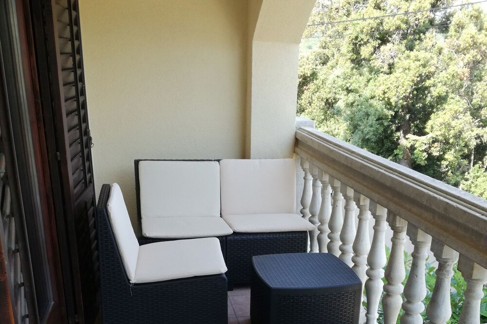 Photo of Patio Balcony in Supetarska Draga