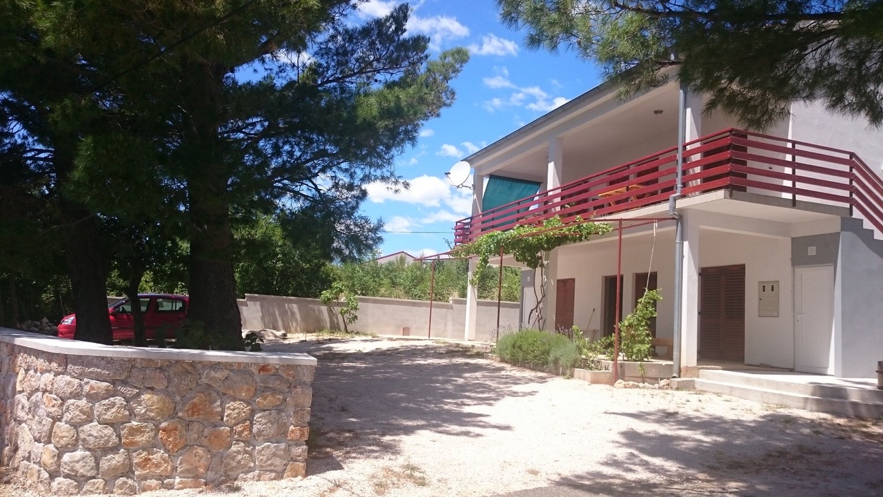 Photo of Outdoor in Seline