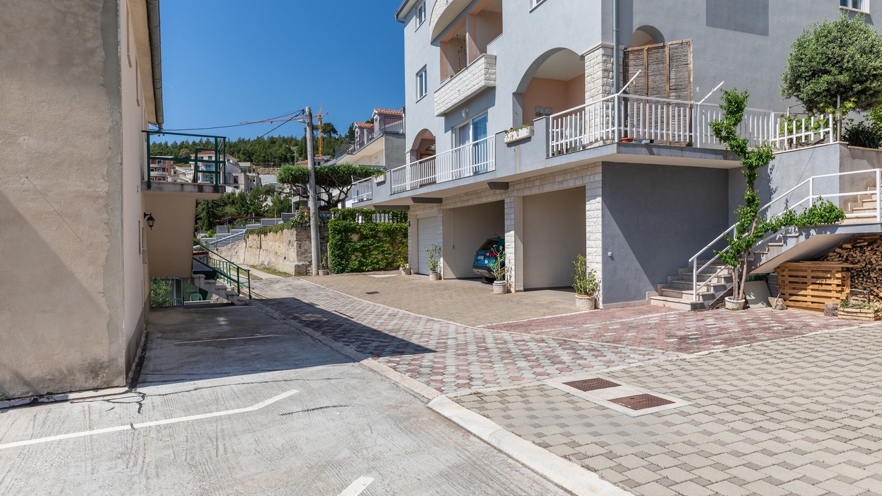 Photo of Buildings in Duce