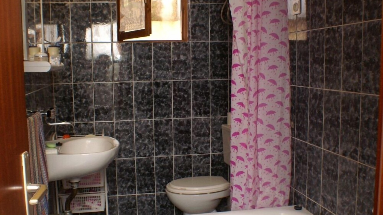 Photo of Bathroom in Blato