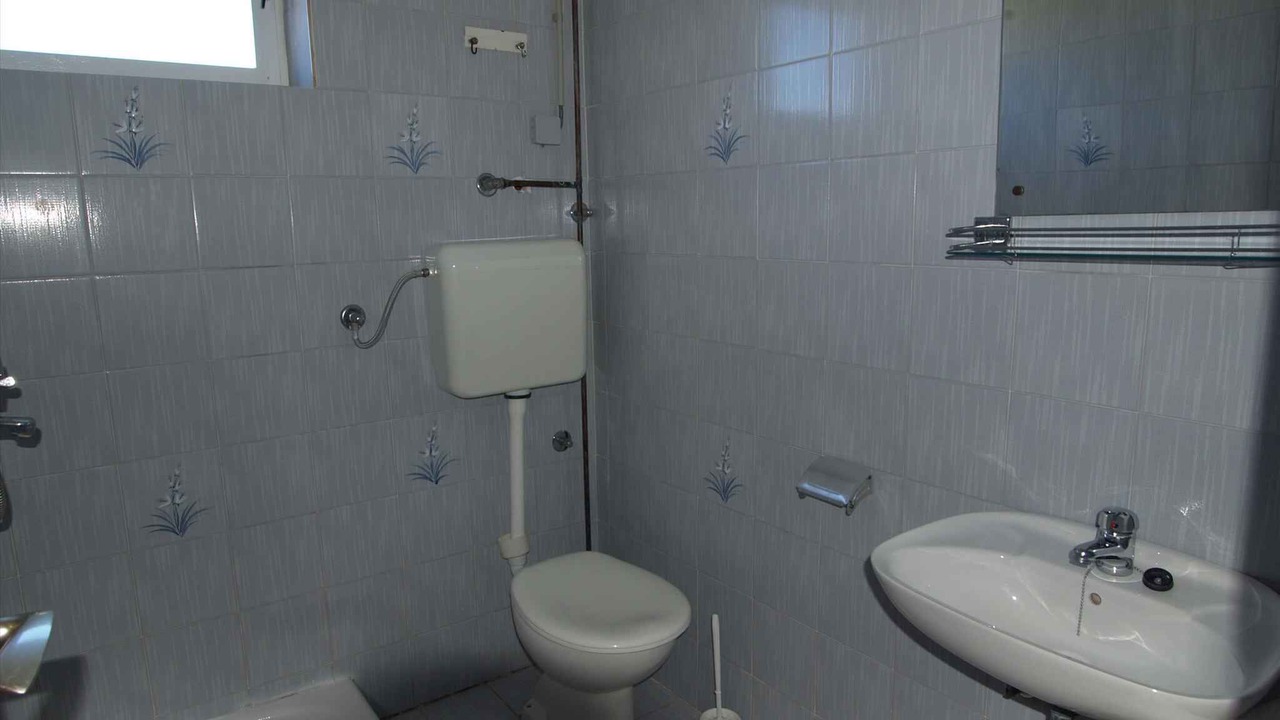 Photo of Bathroom in Palit