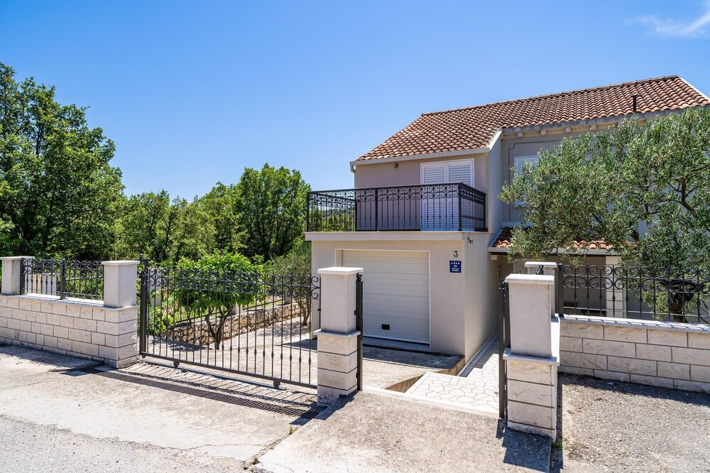 Photo of Outdoor in Kobas
