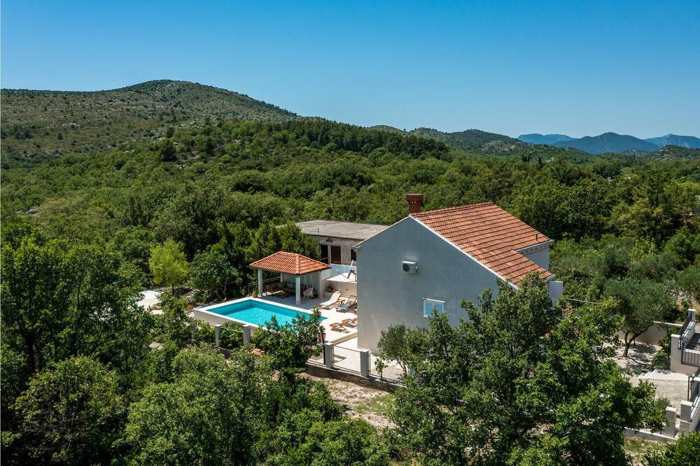 Photo of Outdoor in Kobas
