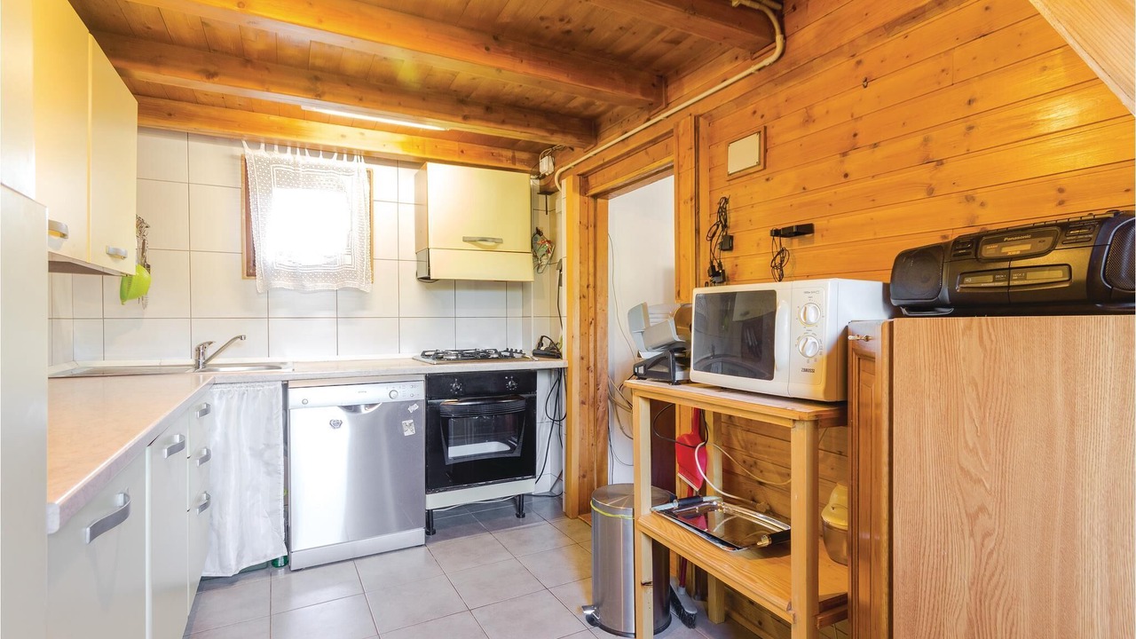 Photo of Kitchen in Banjole