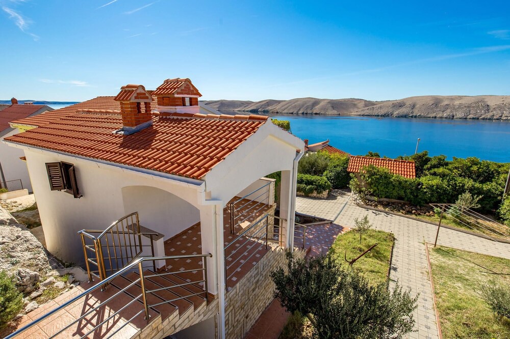 Photo of Patio Balcony in Miskovici