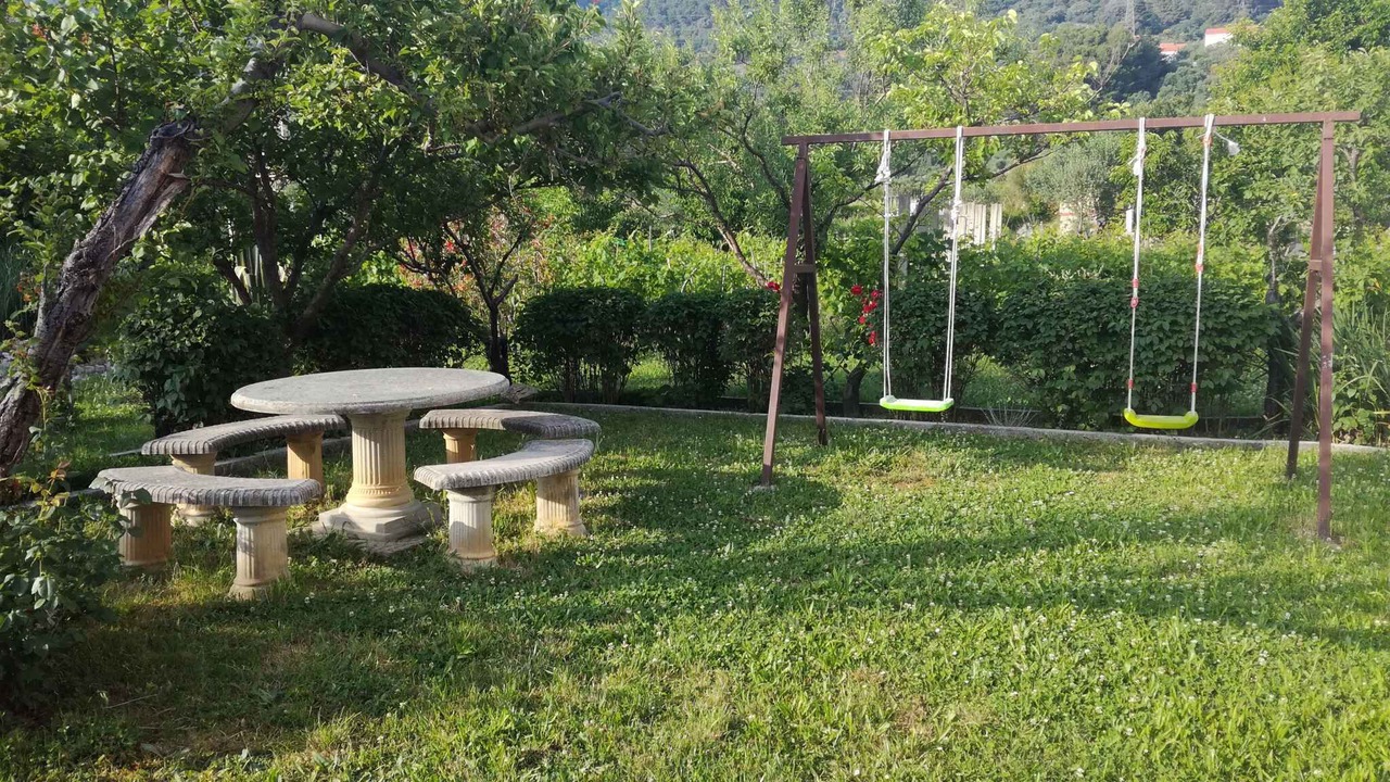 Photo of Outdoor in Banjol
