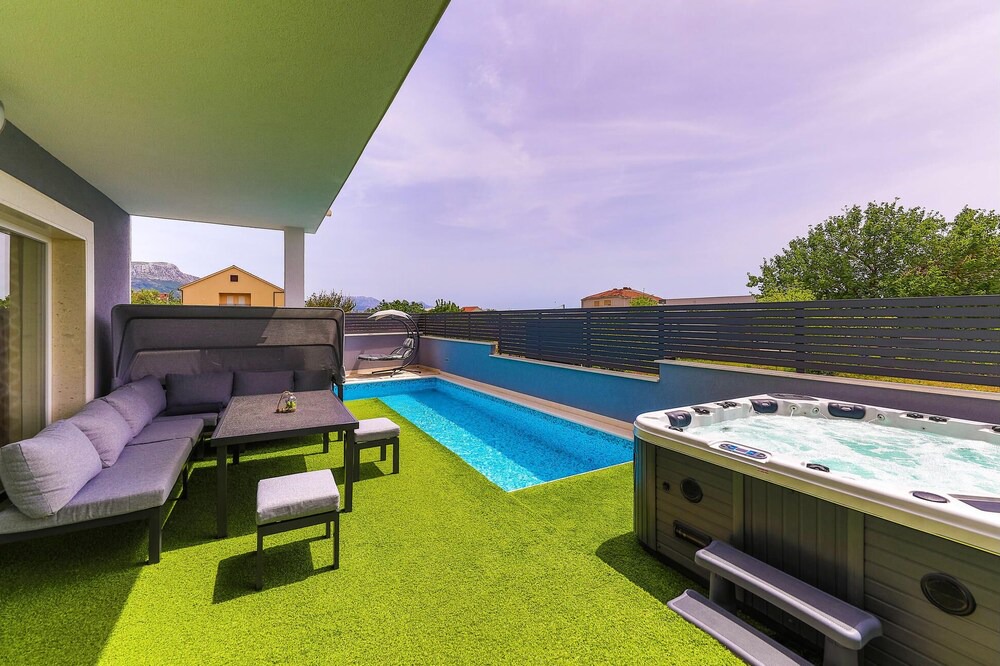 Photo of Outdoor in Kastel Novi