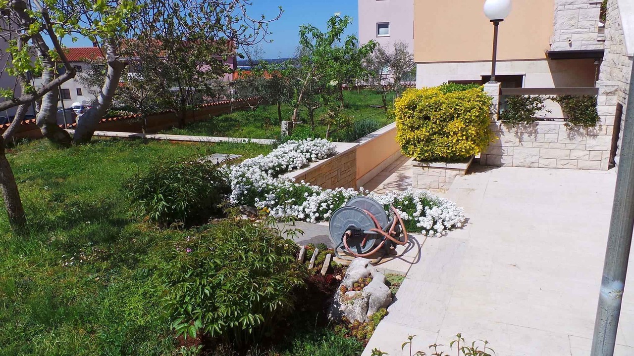 Photo of Outdoor in Stinjan