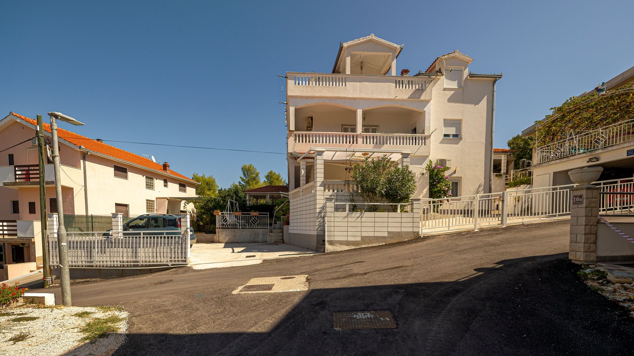 Photo of Outdoor in Slatine