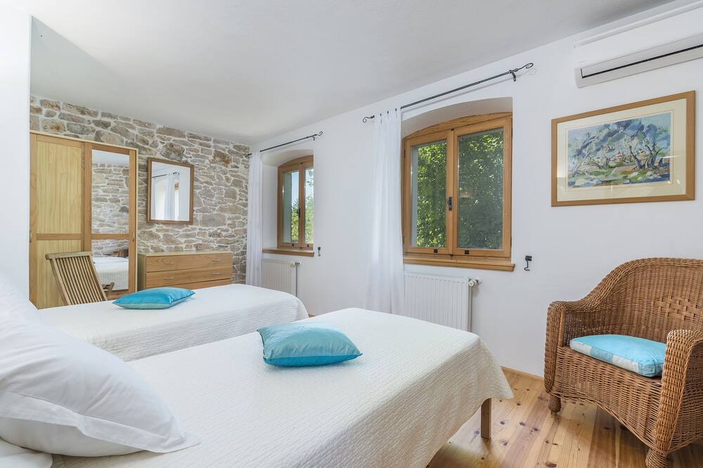 Photo of Bedroom in Rakotule