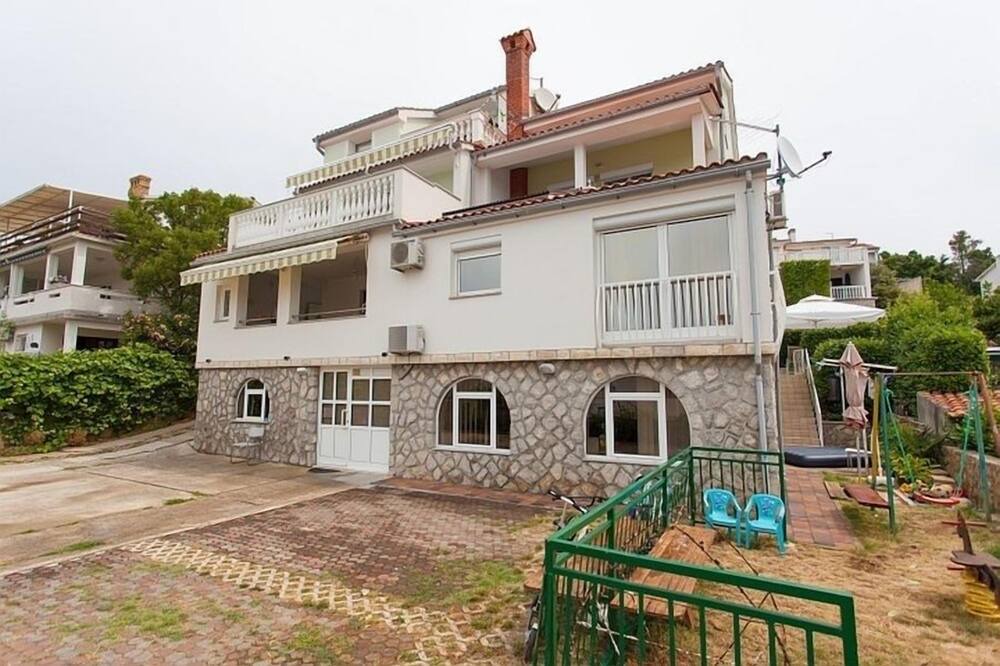 Photo of Outdoor in Omisalj