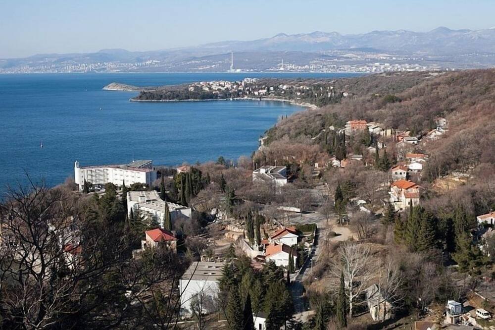 Photo of Others in Omisalj