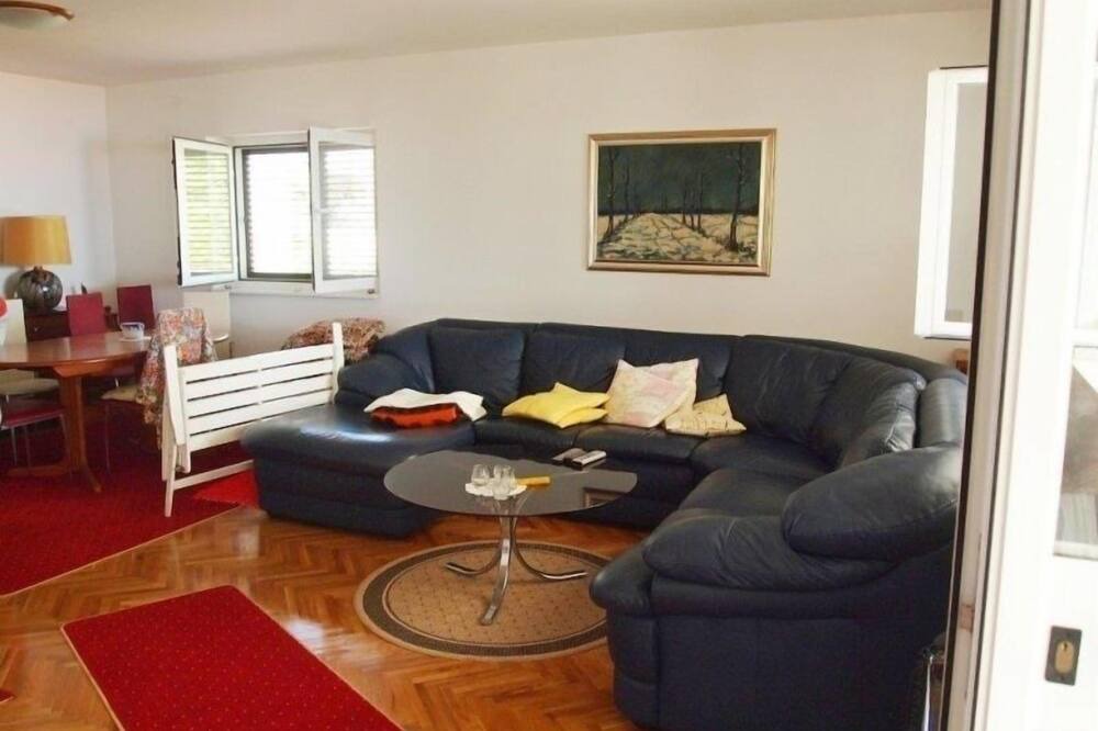 Photo of Livingroom in Omisalj