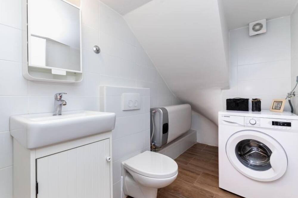 Photo of Bathroom in Omisalj