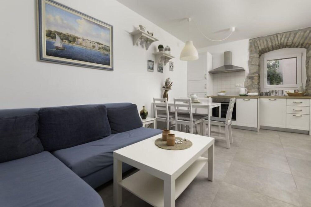 Photo of Livingroom in Omisalj