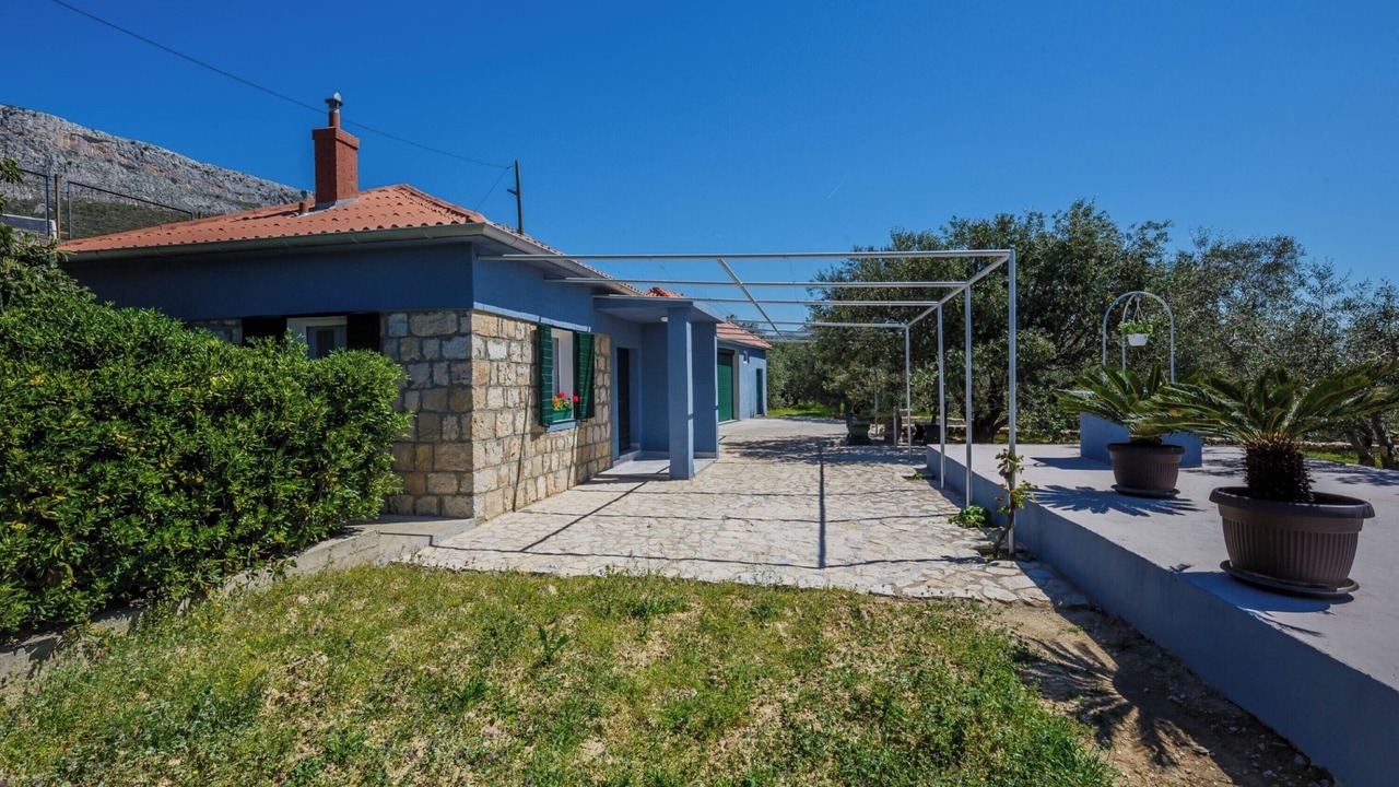 Photo of Outdoor in Kastel Sucurac