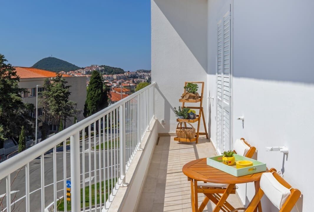 Photo of Patio Balcony in Gornji Kono