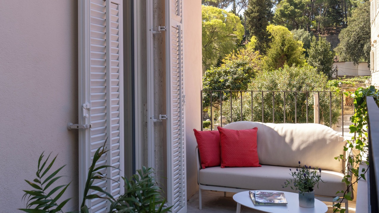 Photo of Patio Balcony in Pile