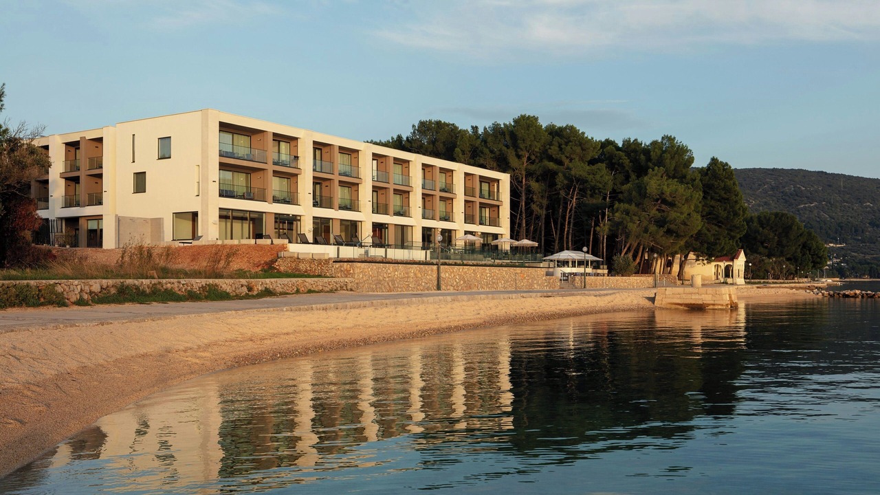 Photo of Outdoor in Cres