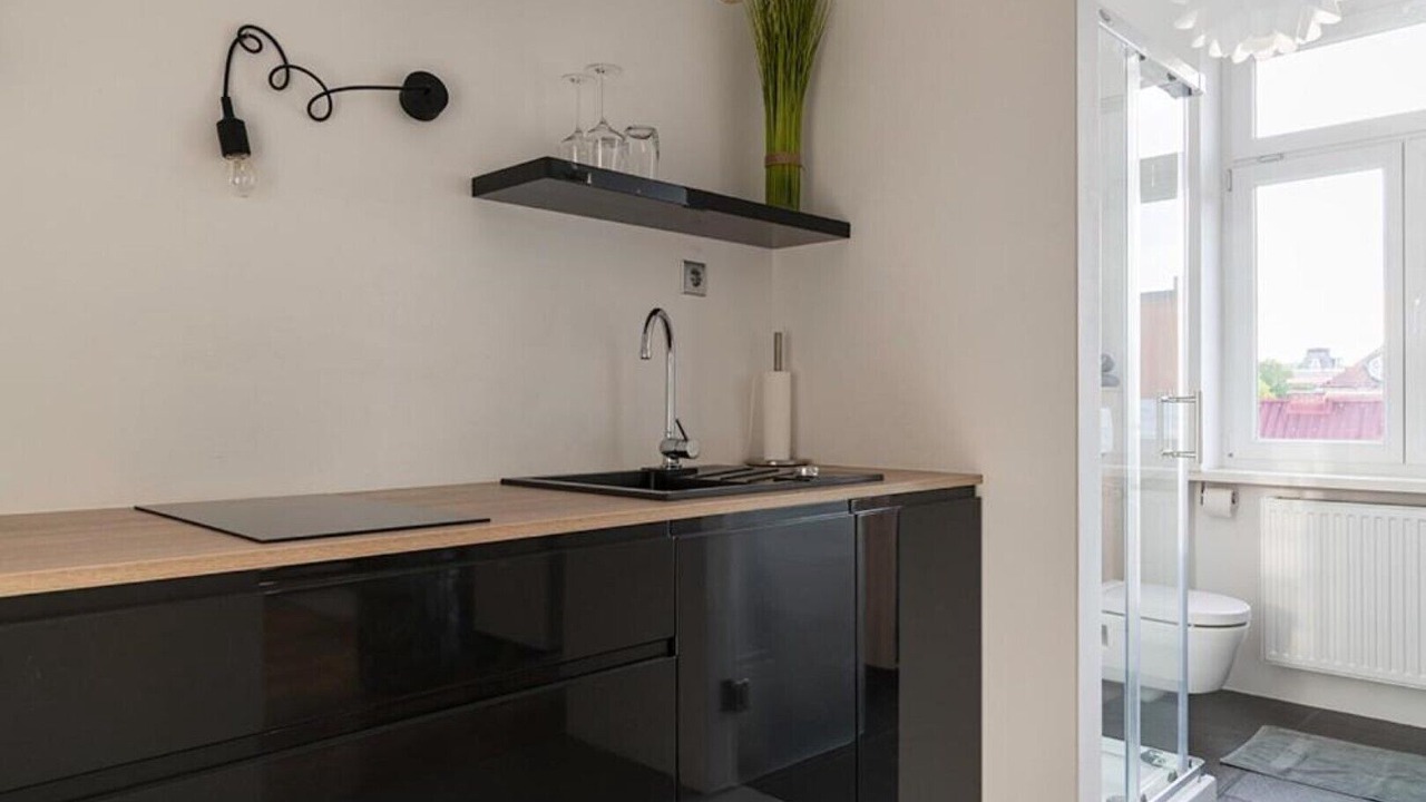 Photo of Kitchen in Center