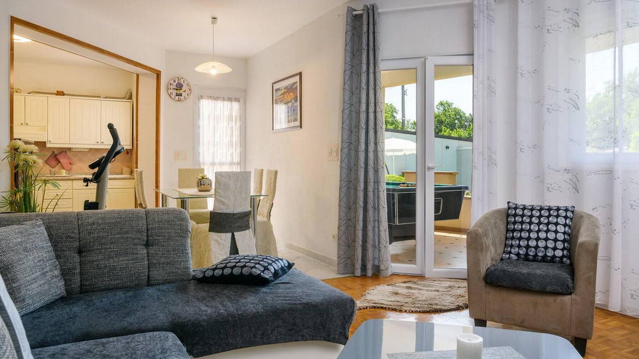 Photo of Livingroom in Vinez