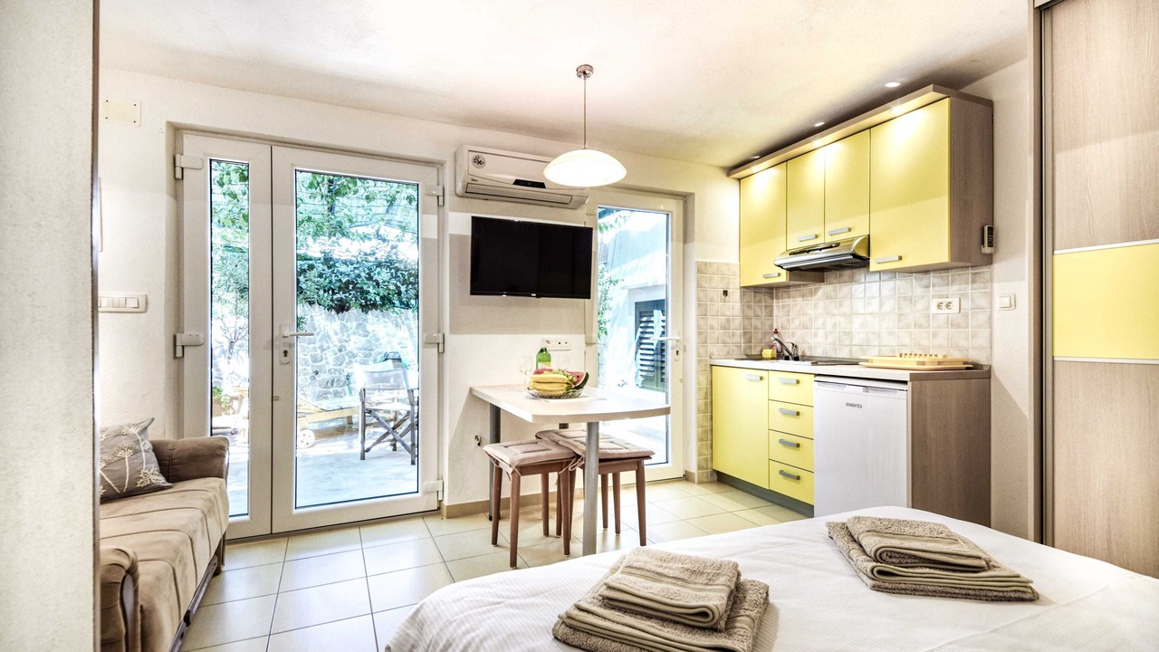 Photo of Kitchen in Povlja