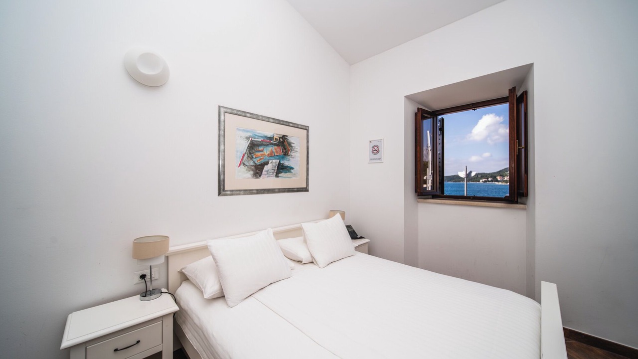 Photo of Bedroom in Slano