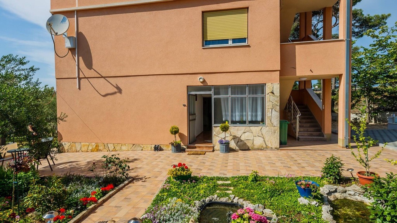 Photo of Outdoor in Brodarica