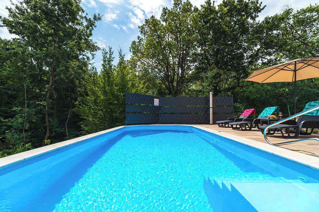 Photo of Outdoor in Risika