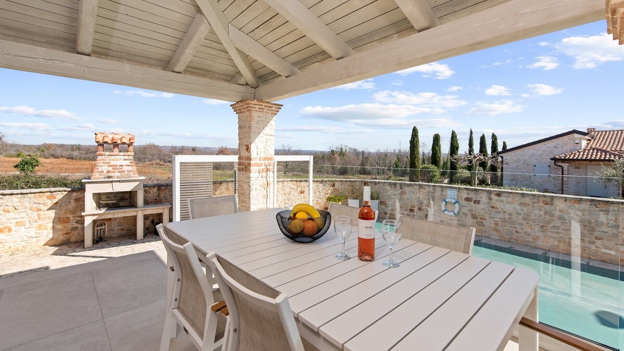 Photo of Outdoor in Frata