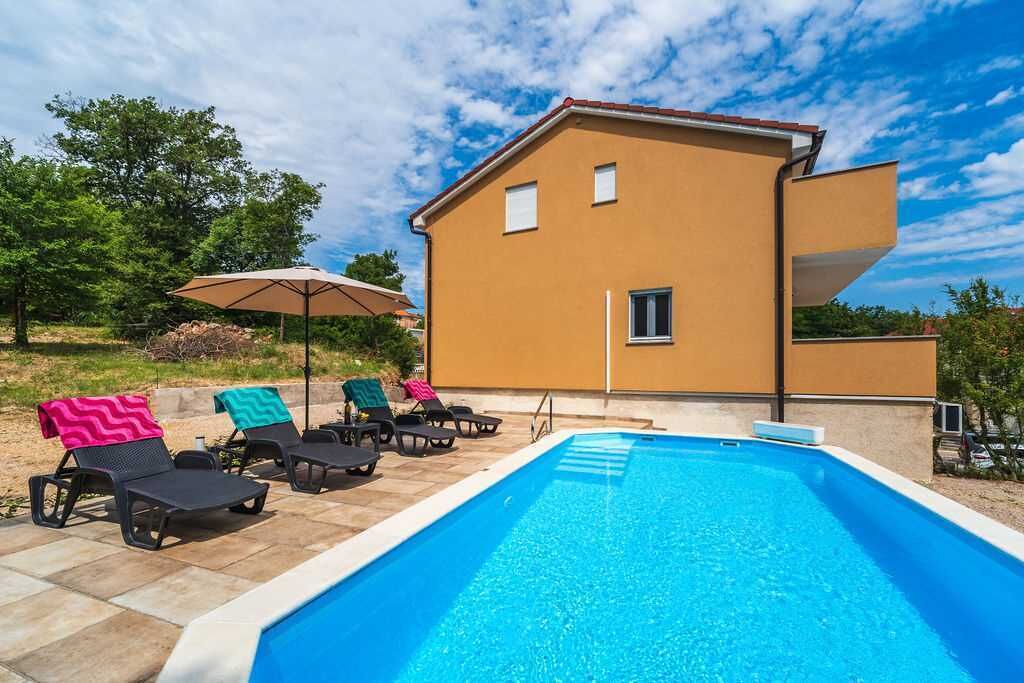 Photo of Outdoor in Risika