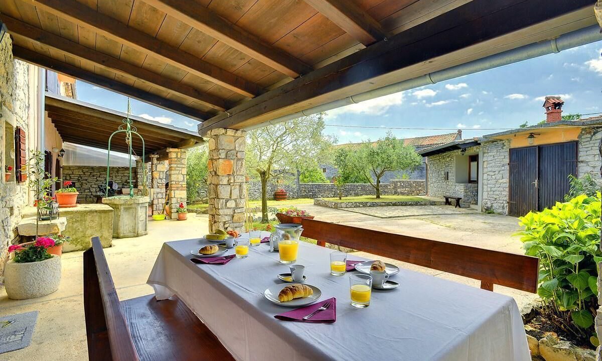 Photo of Outdoor in Orihi