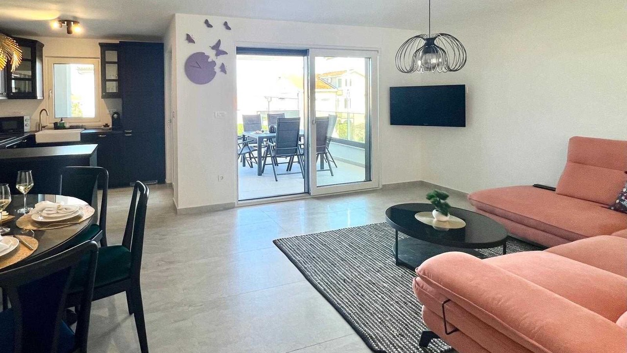 Photo of Livingroom in Vantacici