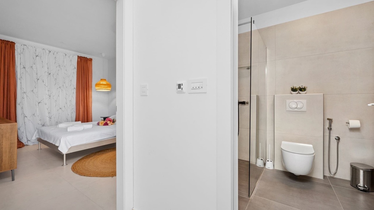 Photo of Bathroom in Cres