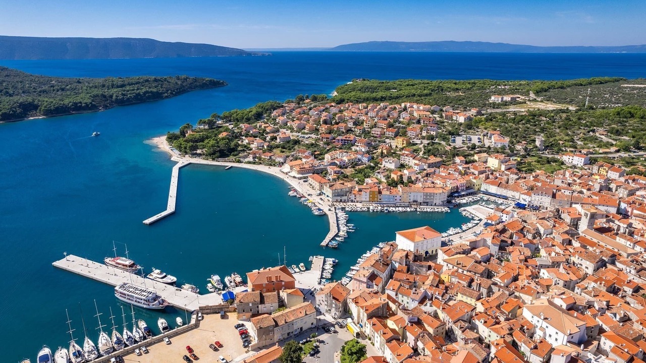 Photo of Outdoor in Cres