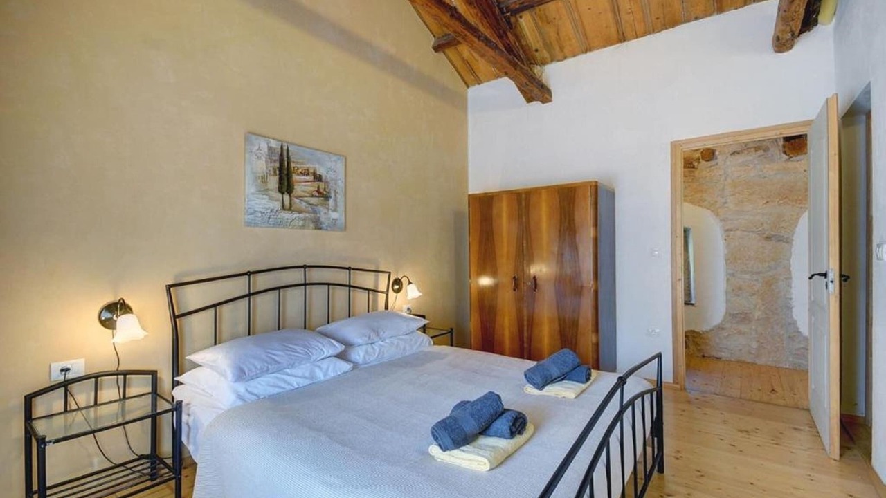Photo of Bedroom in Gracisce