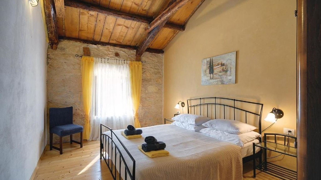 Photo of Bedroom in Gracisce