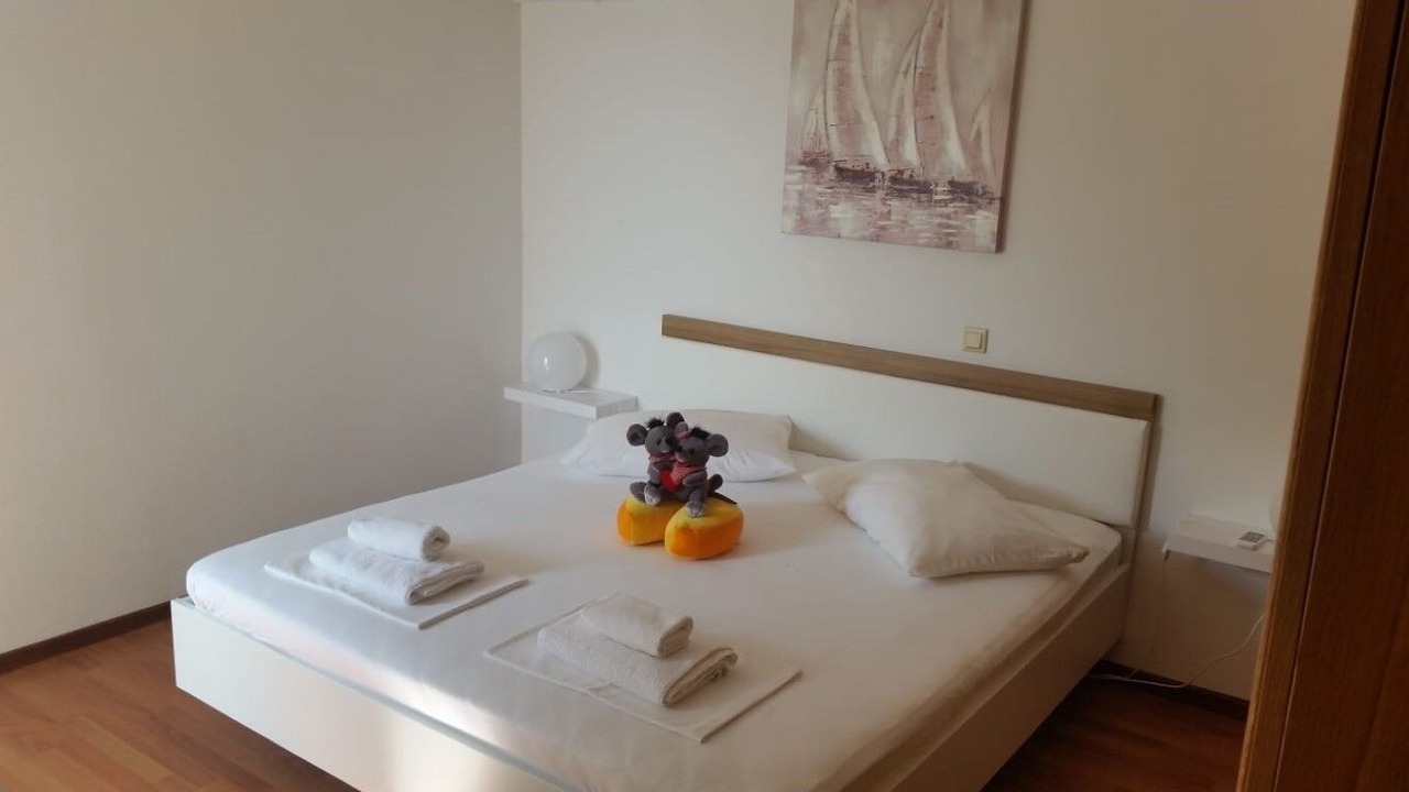 Photo of Bedroom in Brela