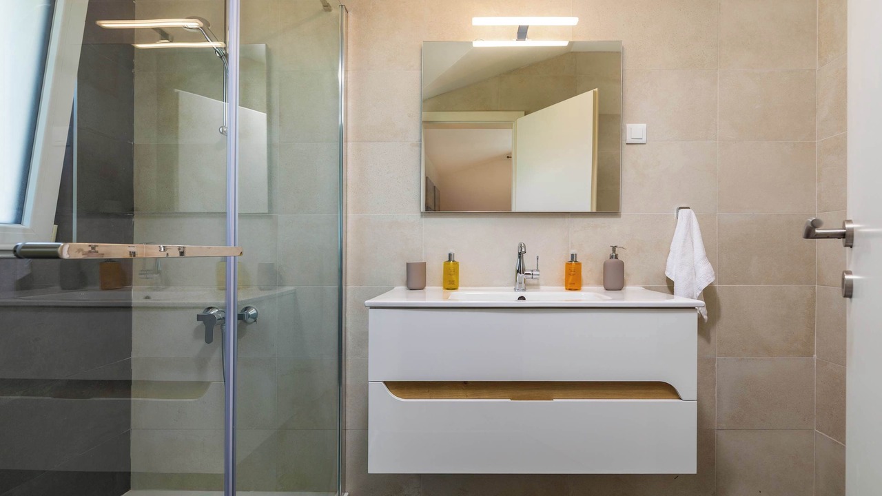 Photo of Bathroom in Diminici