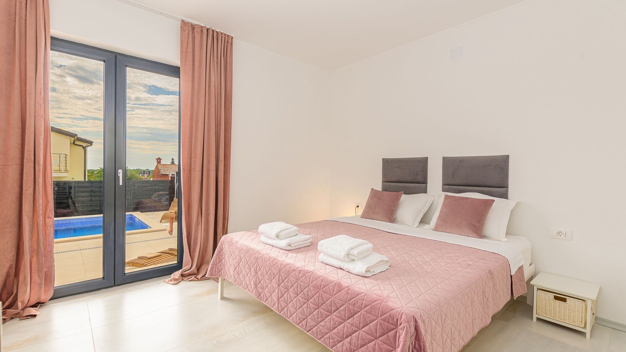 Photo of Bedroom in Plovanija
