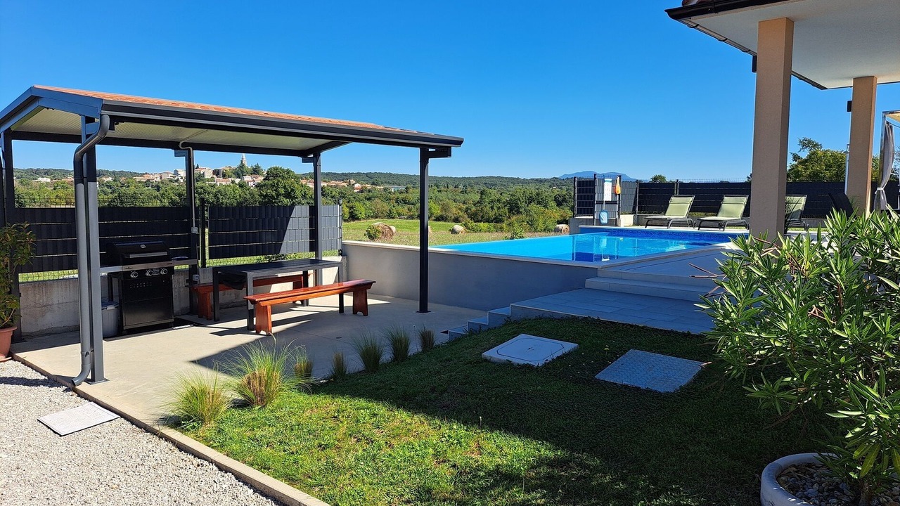 Photo of Patio Balcony in Zminj