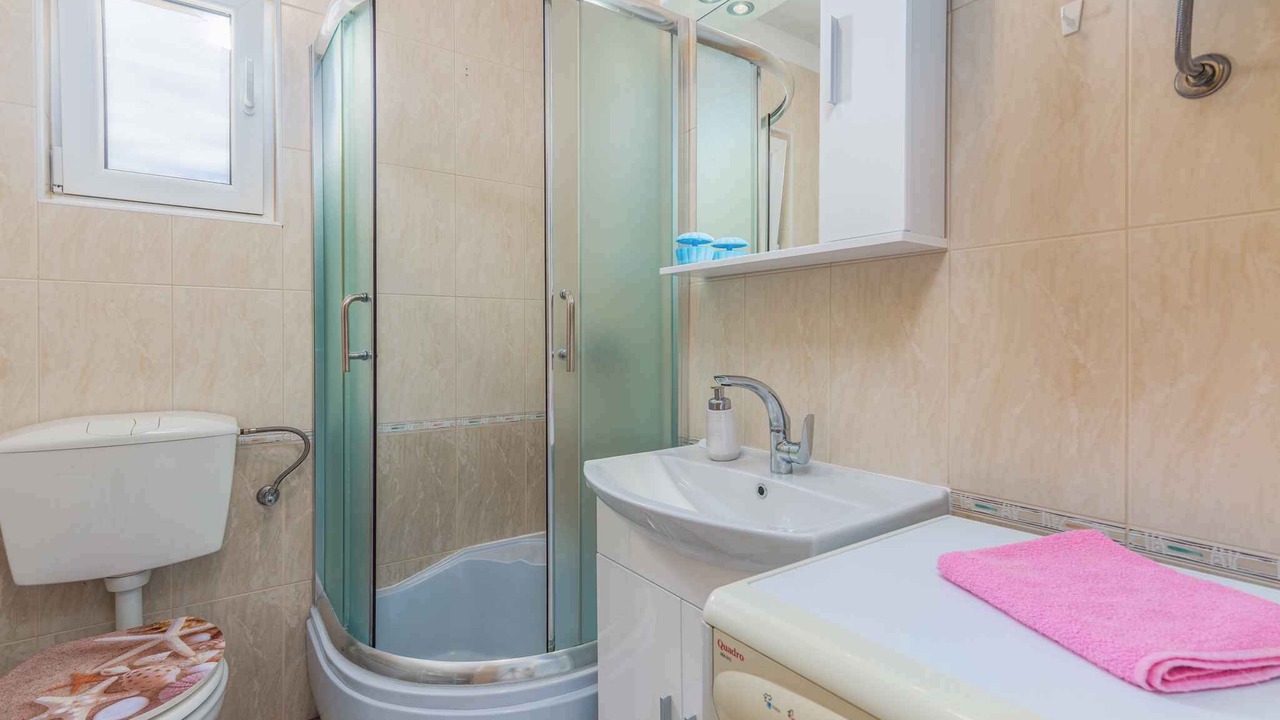 Photo of Bathroom in Soline