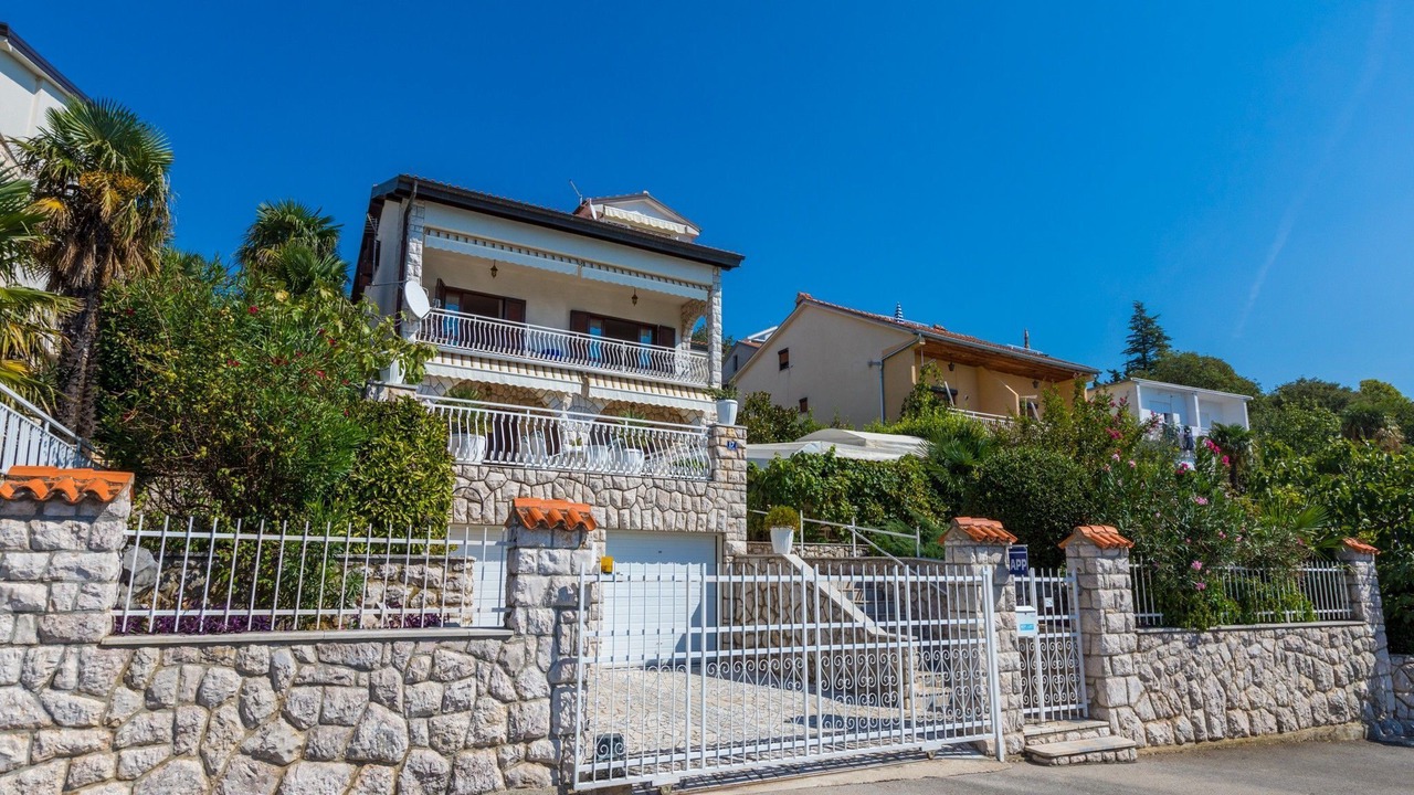 Photo of Outdoor in Klanfari