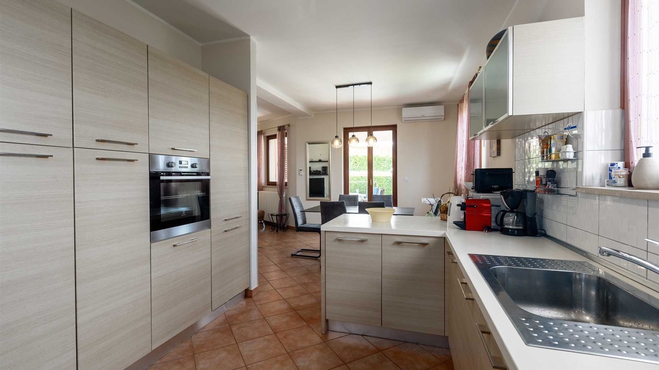 Photo of Kitchen in Putini