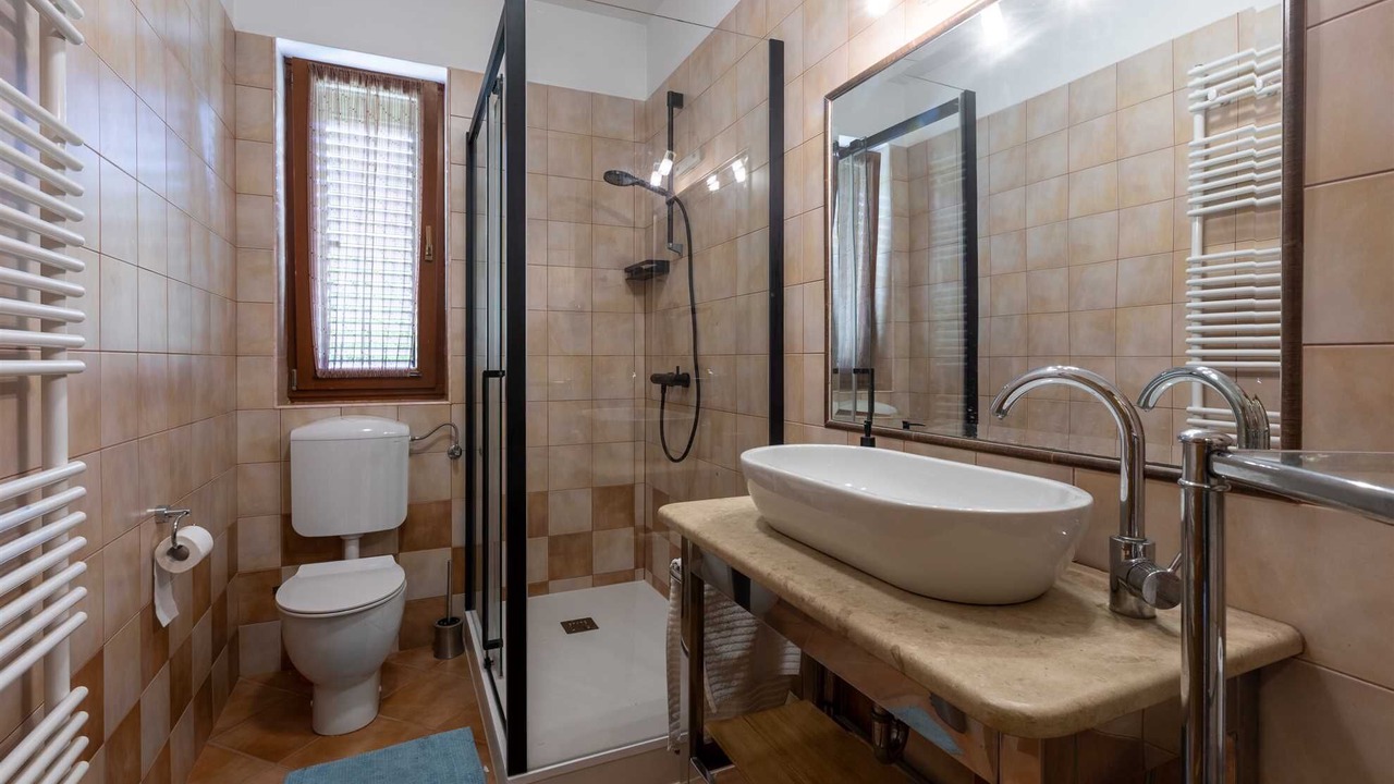 Photo of Bathroom in Putini