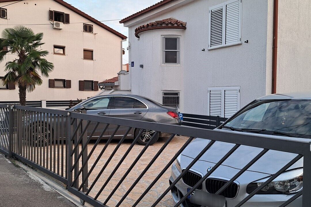 Photo of Outdoor in Spadici