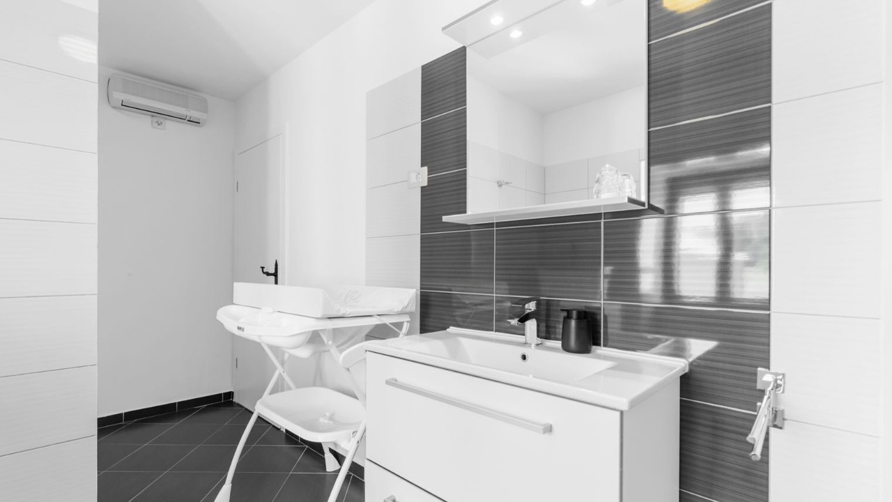 Photo of Bathroom in Pican