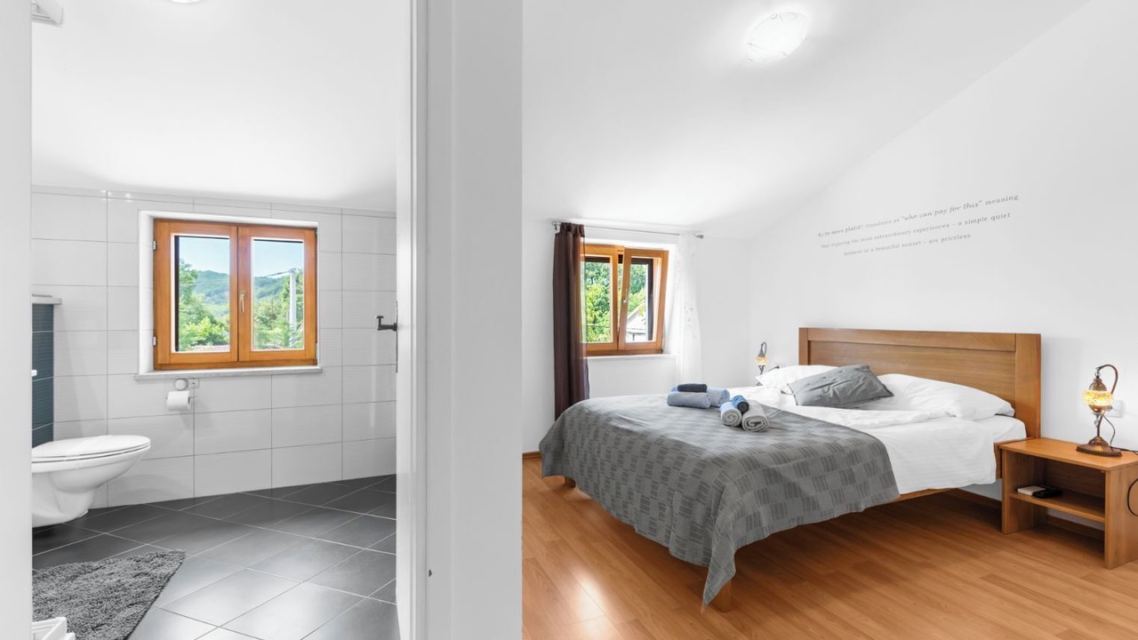 Photo of Bedroom in Pican