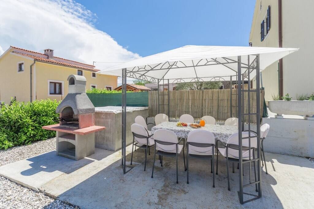 Photo of Outdoor in Strpacici
