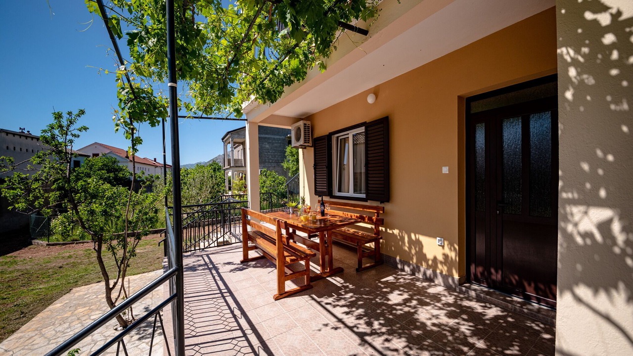 Photo of Outdoor in Seline
